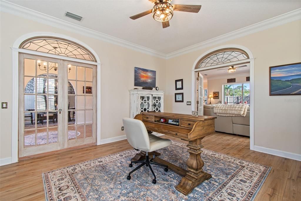 For Sale: $1,399,900 (5 beds, 4 baths, 3780 Square Feet)