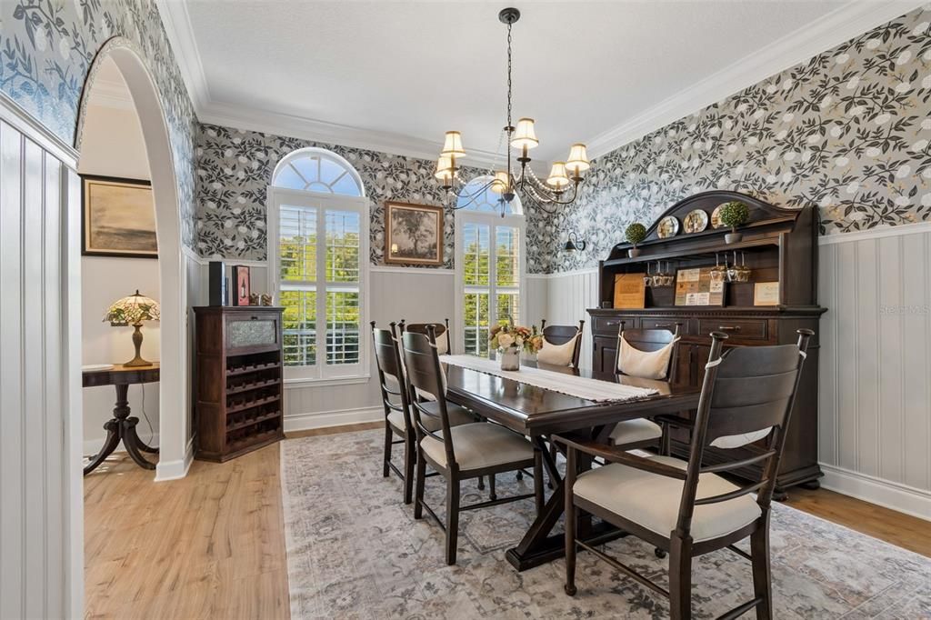 For Sale: $1,399,900 (5 beds, 4 baths, 3780 Square Feet)