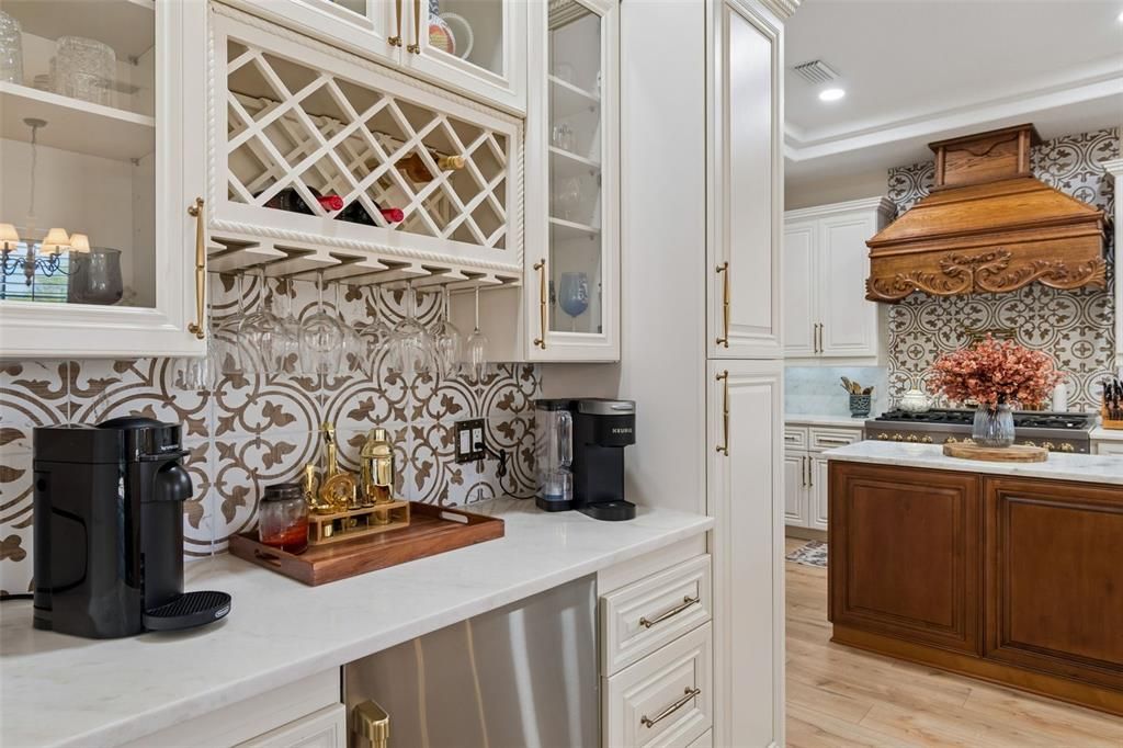 For Sale: $1,399,900 (5 beds, 4 baths, 3780 Square Feet)