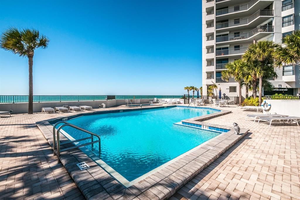 En Venta: $1,100,000 (2 camas, 2 baños, 1610 Pies cuadrados)