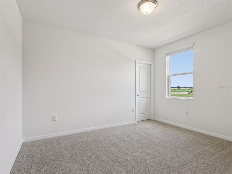For Sale: $341,050 (4 beds, 3 baths, 1988 Square Feet)