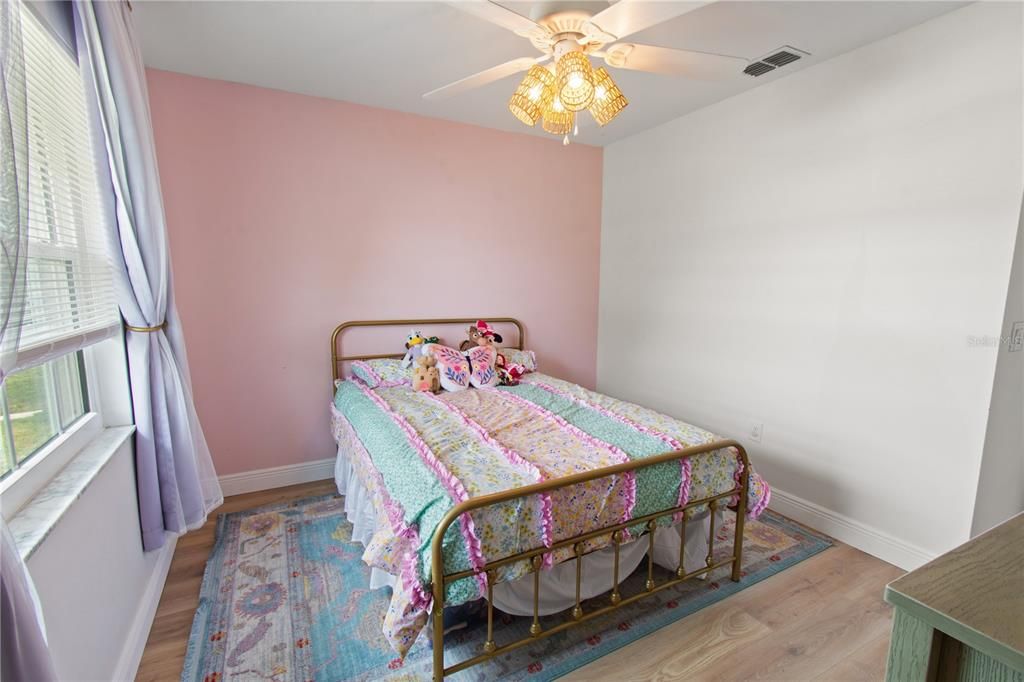 For Sale: $404,999 (3 beds, 2 baths, 1816 Square Feet)