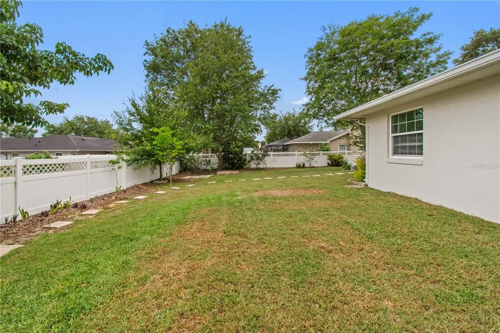 For Sale: $404,999 (3 beds, 2 baths, 1816 Square Feet)