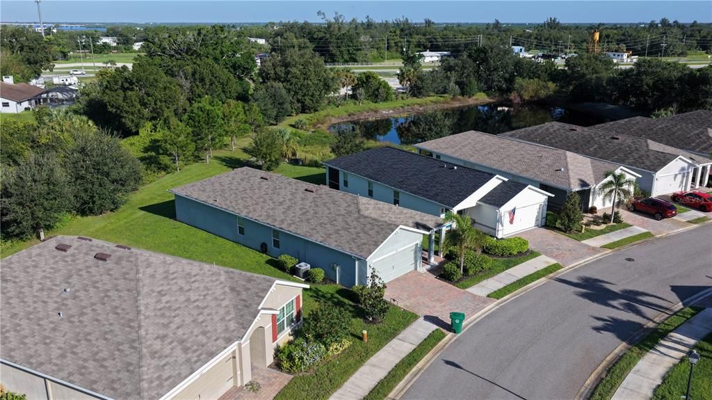 Activo con contrato: $279,900 (3 camas, 2 baños, 1621 Pies cuadrados)