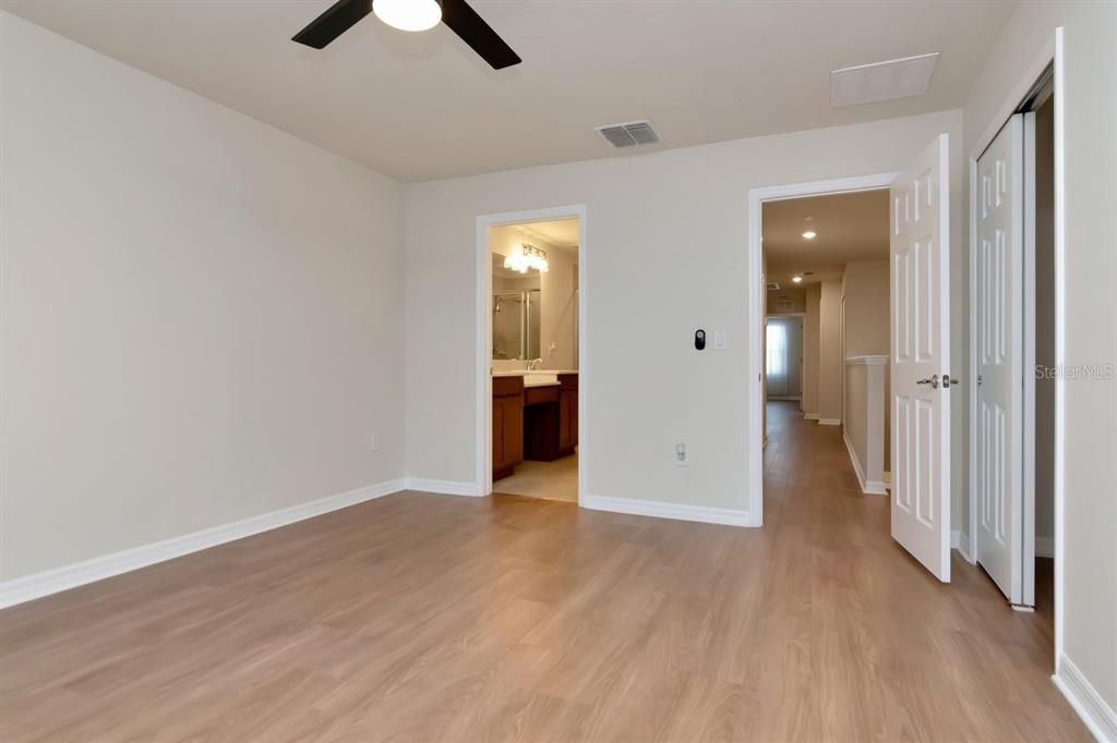 For Sale: $285,000 (2 beds, 2 baths, 1588 Square Feet)