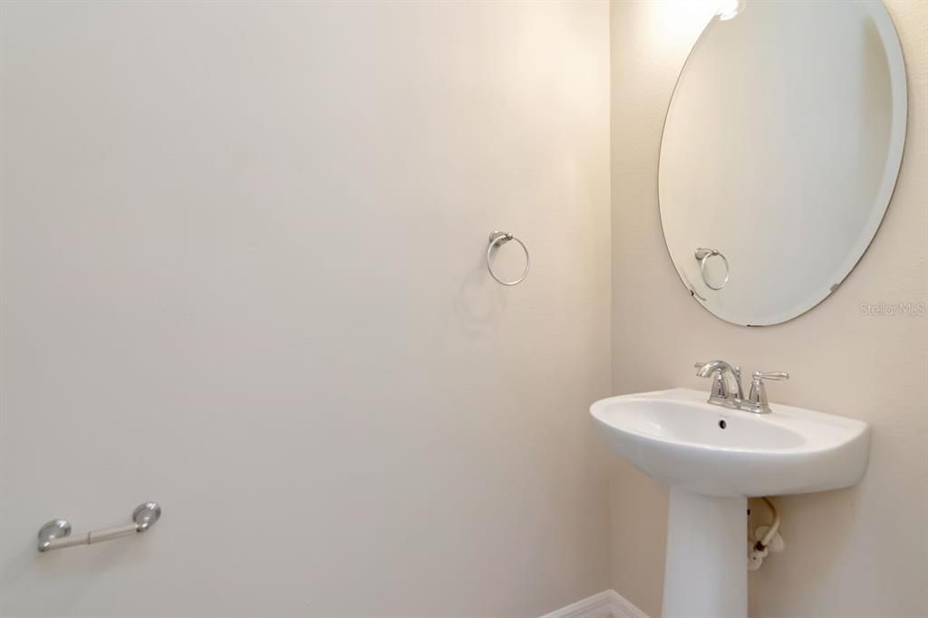 For Sale: $285,000 (2 beds, 2 baths, 1588 Square Feet)
