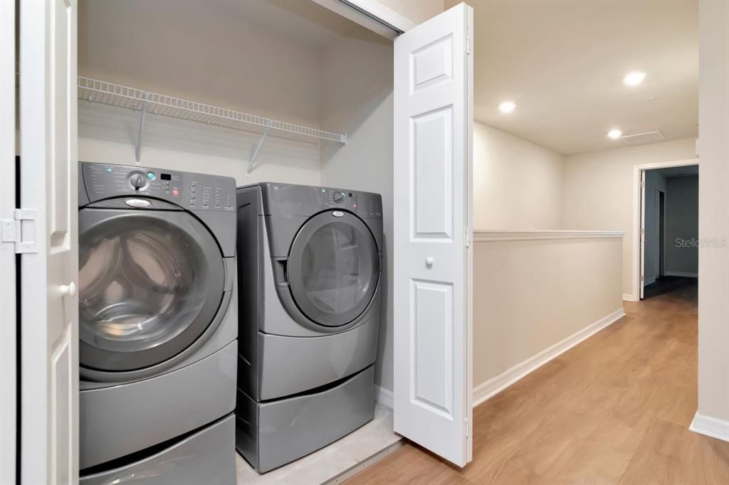 For Sale: $285,000 (2 beds, 2 baths, 1588 Square Feet)