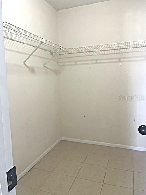 Под контрактом: $124,900 (2 спален, 1 ванн, 902 Квадратных фут)