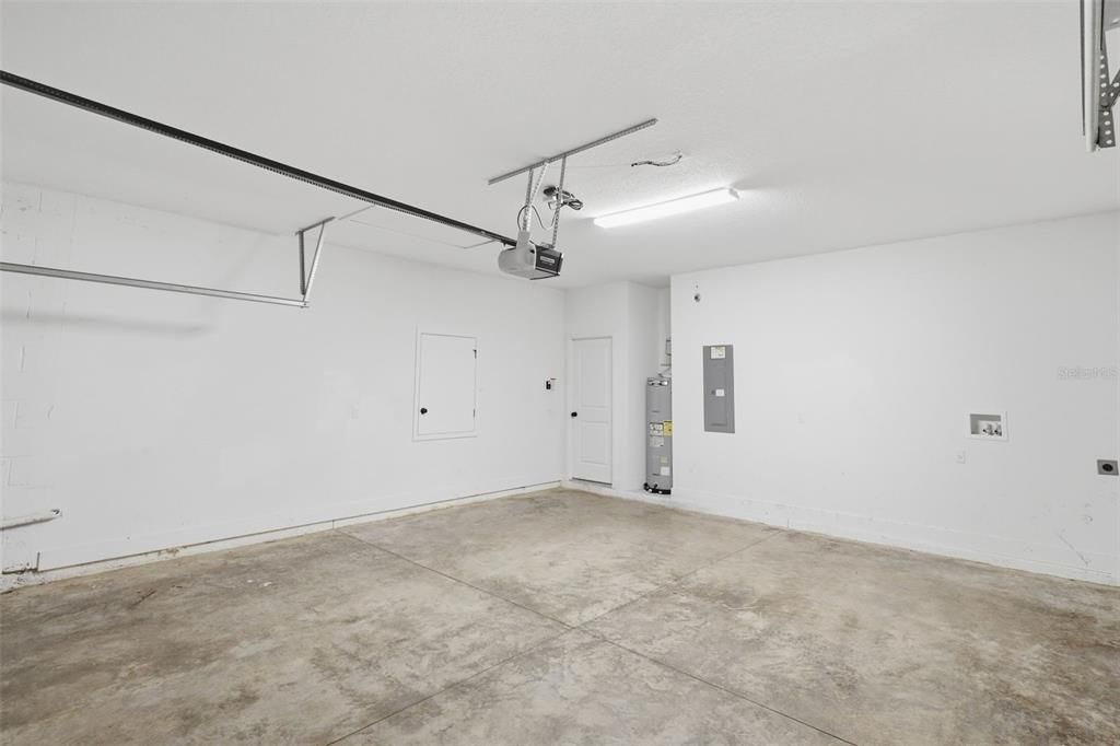 For Rent: $2,000 (3 beds, 2 baths, 1650 Square Feet)