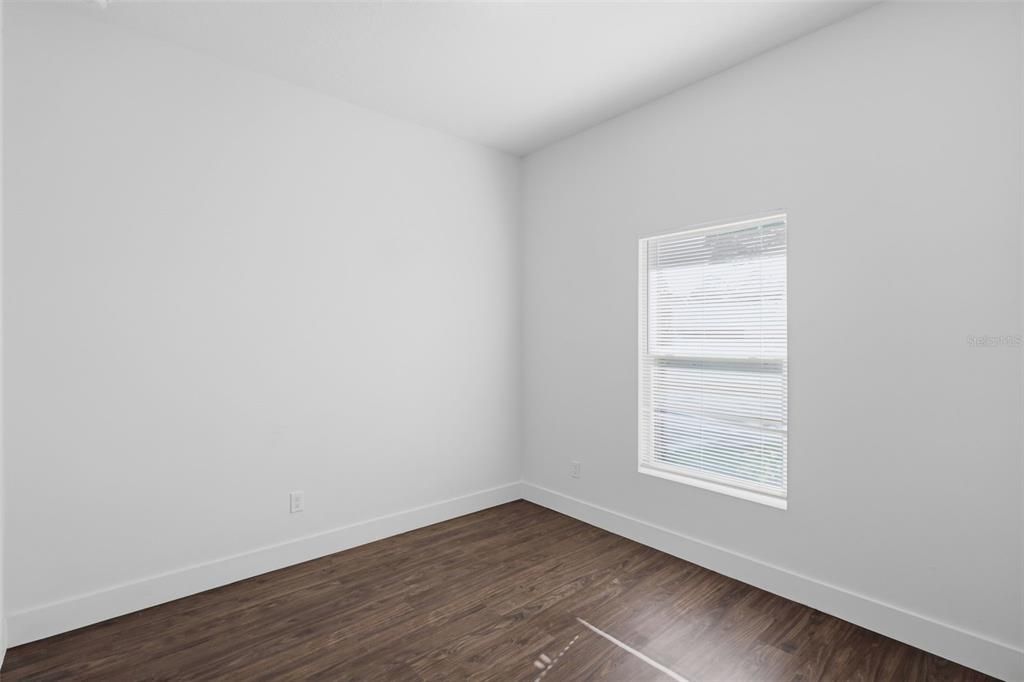 For Rent: $2,000 (3 beds, 2 baths, 1650 Square Feet)