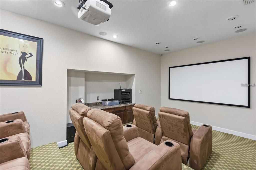 For Rent: $1,775 (2 beds, 2 baths, 1067 Square Feet)