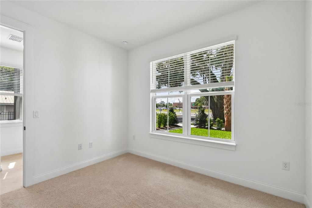 En Venta: $598,990 (4 camas, 3 baños, 2025 Pies cuadrados)