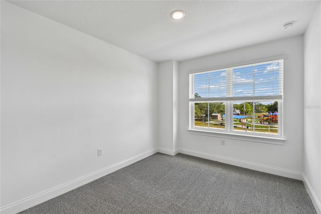 En Venta: $604,990 (4 camas, 3 baños, 2025 Pies cuadrados)