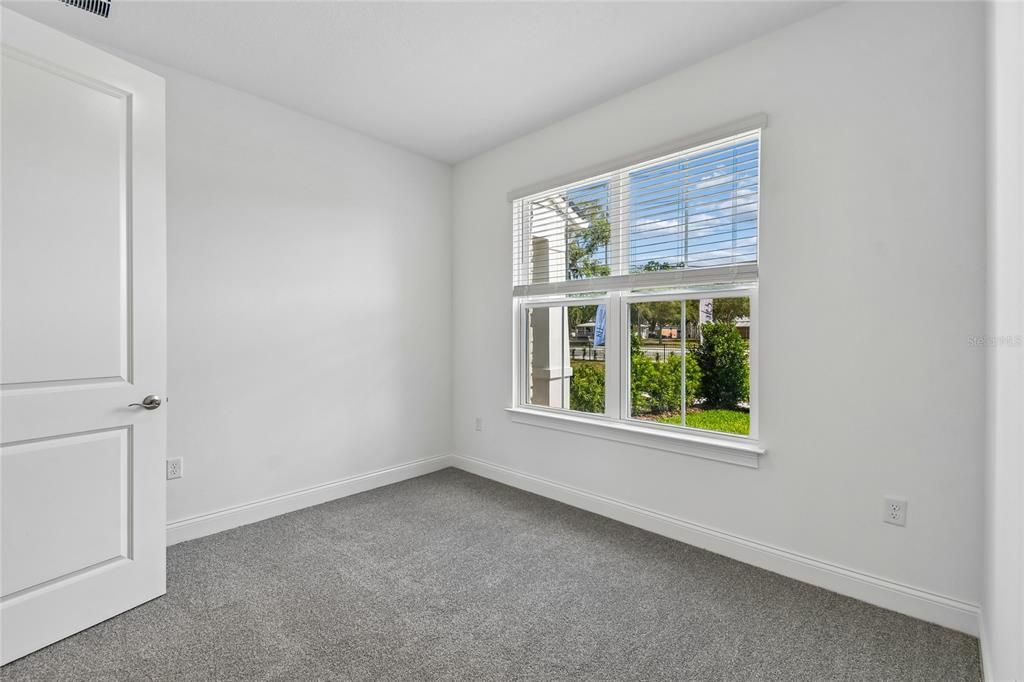 En Venta: $604,990 (4 camas, 3 baños, 2025 Pies cuadrados)