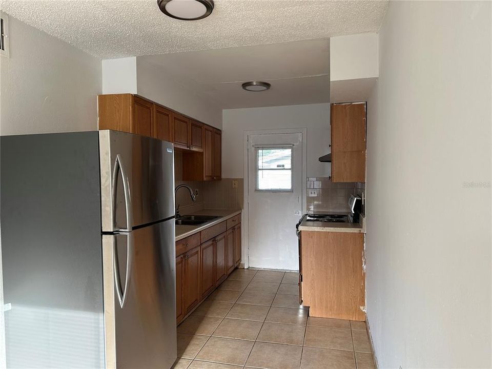 В аренду: $1,295 (2 спален, 1 ванн, 690 Квадратных фут)