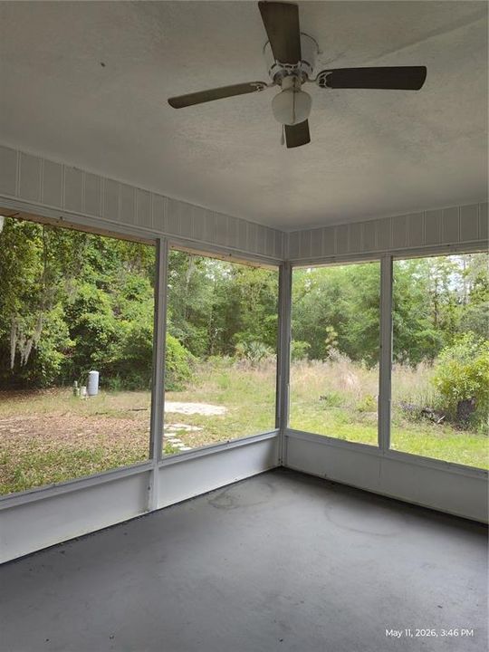For Rent: $1,500 (3 beds, 2 baths, 1388 Square Feet)