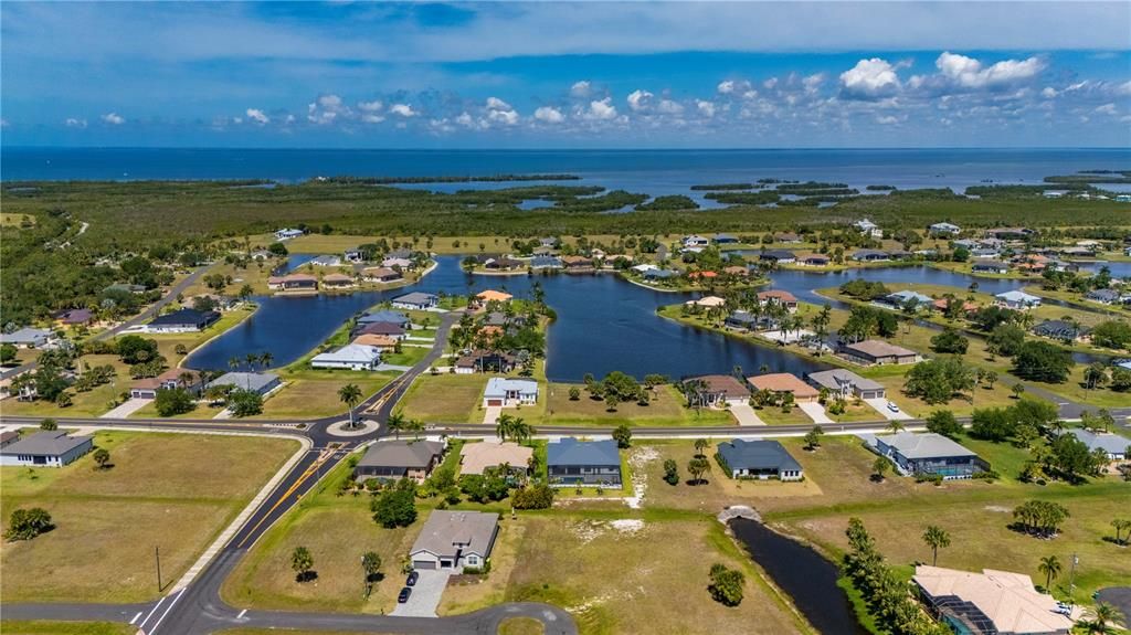 На продажу: $32,500 (0.25 acres)