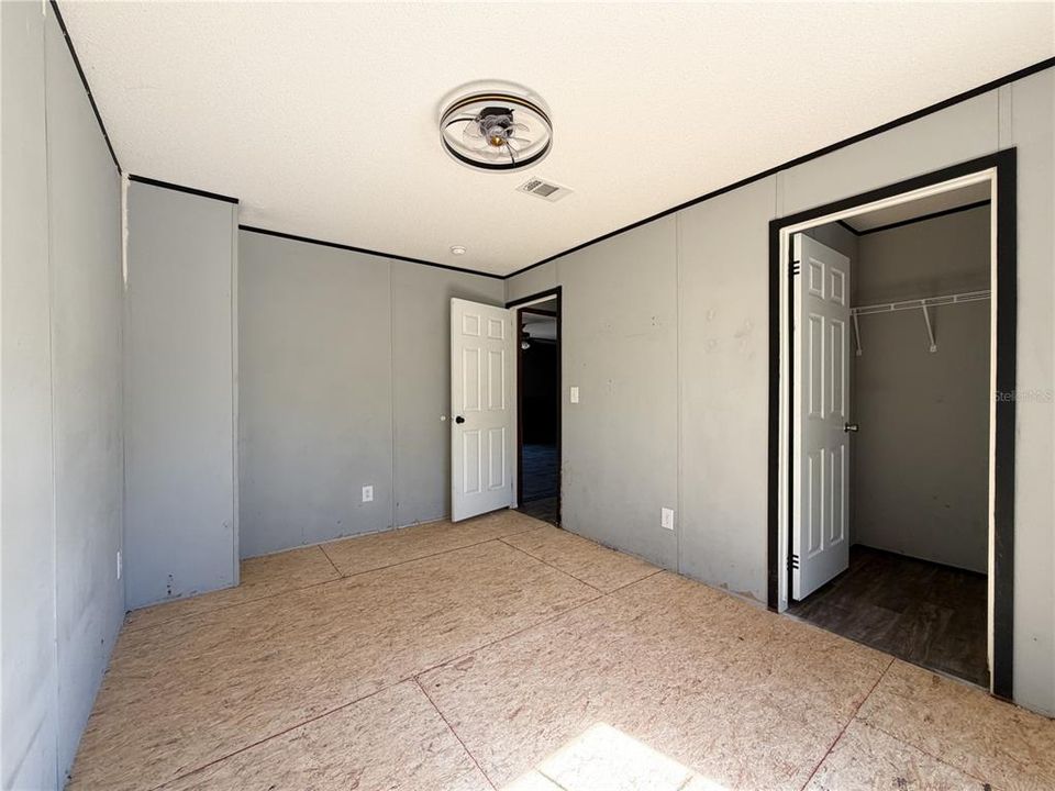 En Venta: $198,000 (5 camas, 3 baños, 2100 Pies cuadrados)