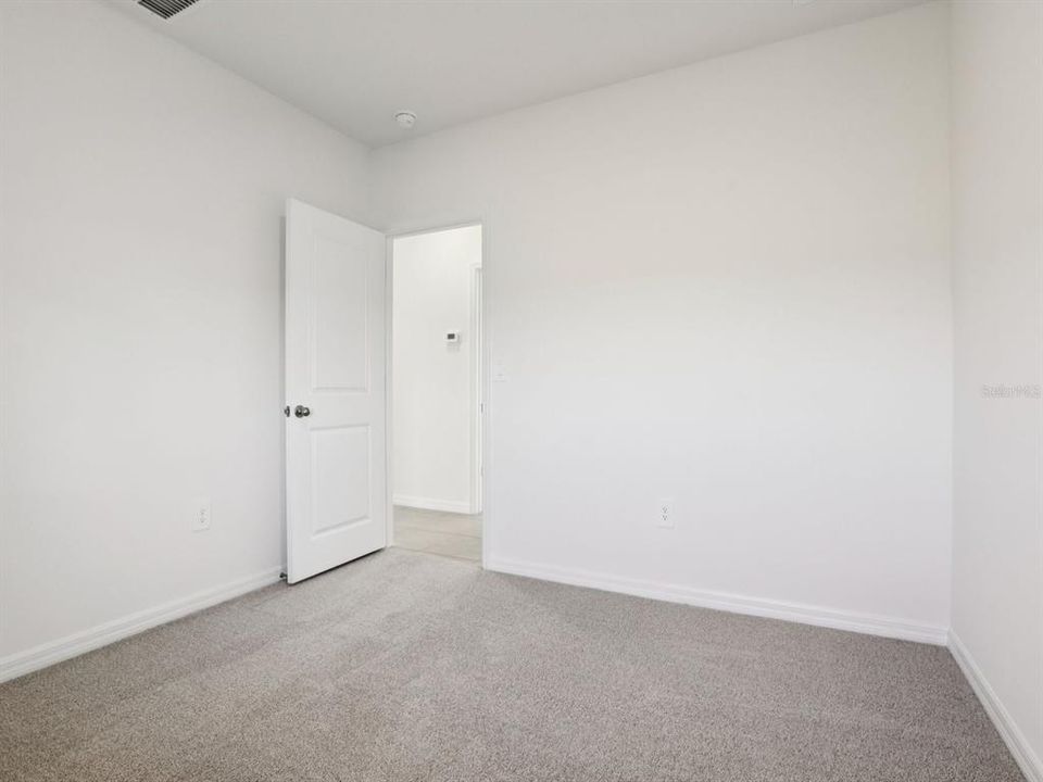 En Venta: $301,030 (4 camas, 2 baños, 1607 Pies cuadrados)