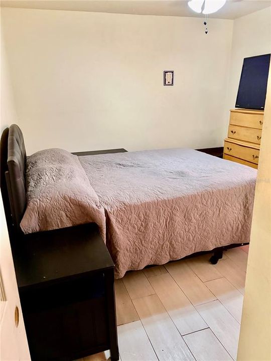 For Sale: $140,000 (3 beds, 2 baths, 1509 Square Feet)