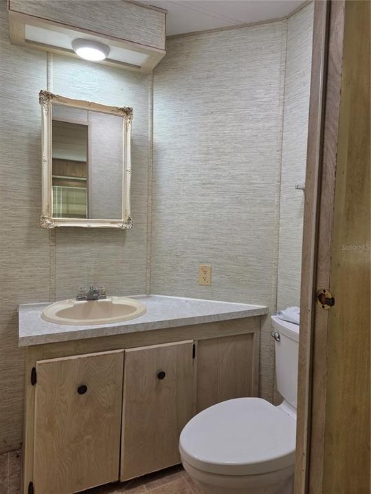 For Rent: $1,450 (2 beds, 2 baths, 950 Square Feet)