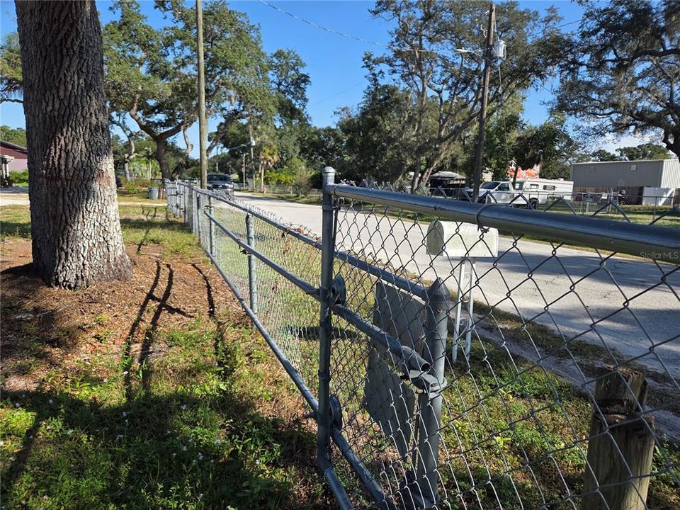 For Rent: $1,450 (2 beds, 2 baths, 950 Square Feet)