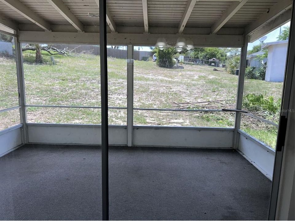 For Rent: $1,600 (2 beds, 1 baths, 1030 Square Feet)