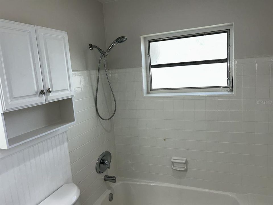 For Rent: $1,600 (2 beds, 1 baths, 1030 Square Feet)