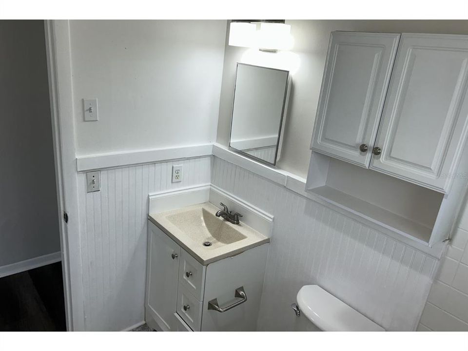 For Rent: $1,600 (2 beds, 1 baths, 1030 Square Feet)