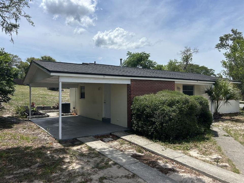 For Rent: $1,600 (2 beds, 1 baths, 1030 Square Feet)
