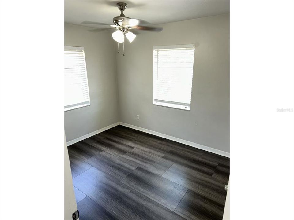 For Rent: $1,600 (2 beds, 1 baths, 1030 Square Feet)