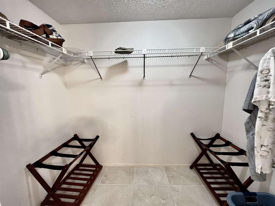 For Sale: $670,000 (2 beds, 2 baths, 1260 Square Feet)