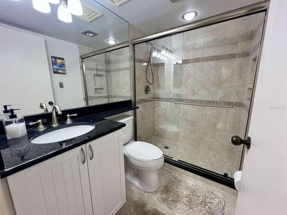 For Sale: $670,000 (2 beds, 2 baths, 1260 Square Feet)