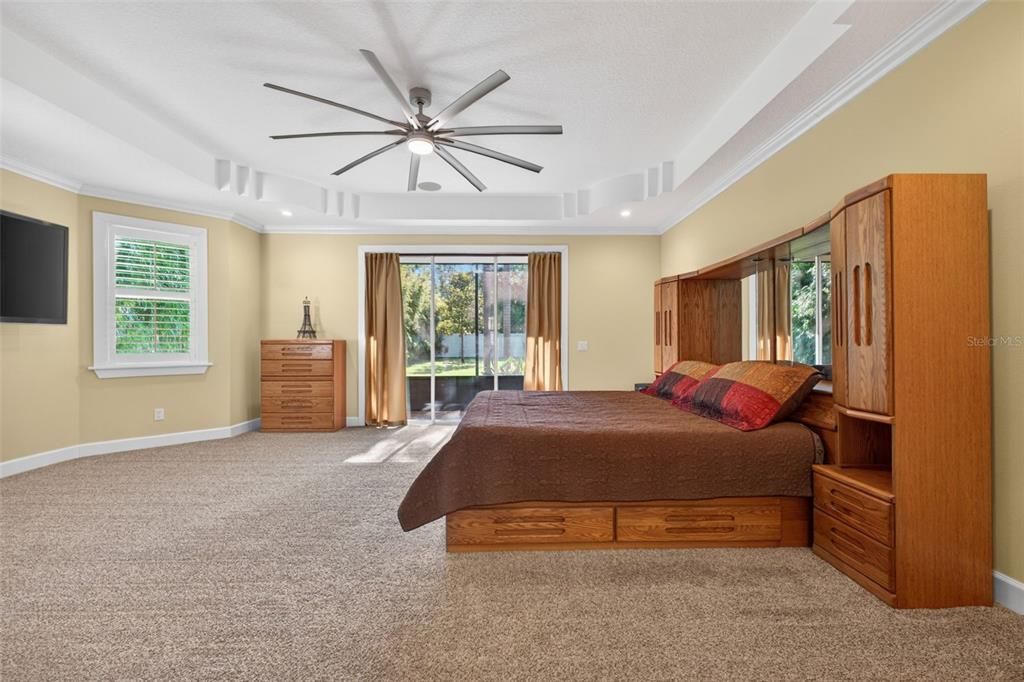 En Venta: $960,000 (4 camas, 4 baños, 3700 Pies cuadrados)