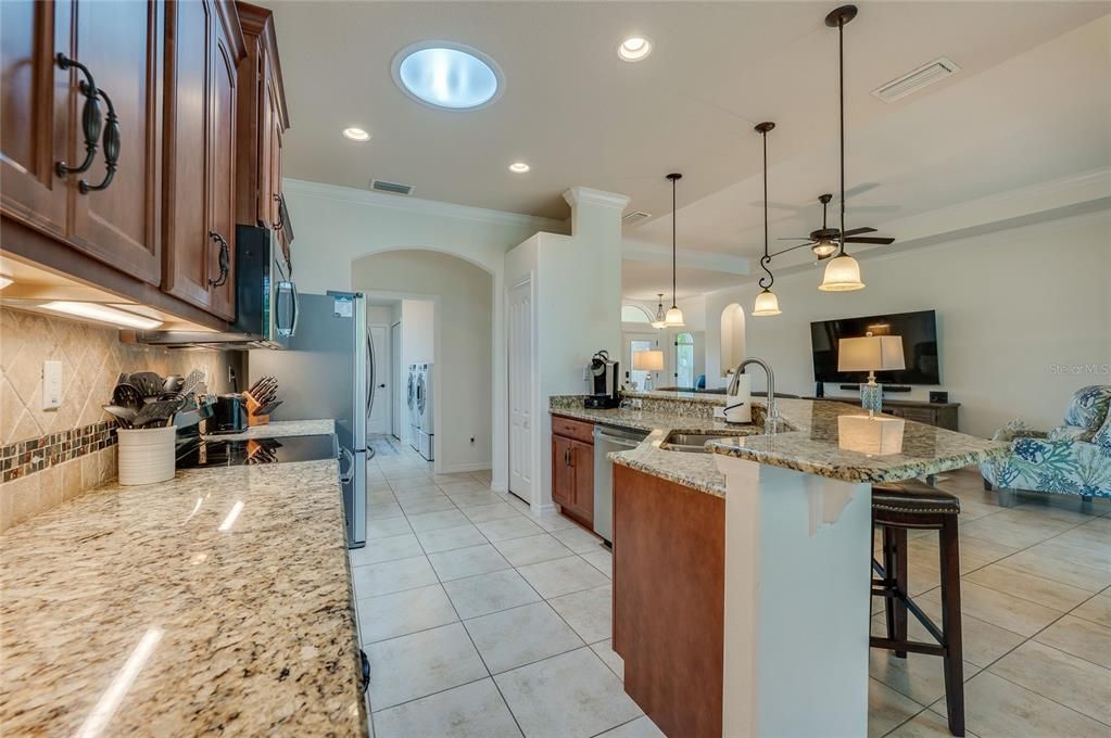 Activo con contrato: $499,900 (3 camas, 2 baños, 1845 Pies cuadrados)