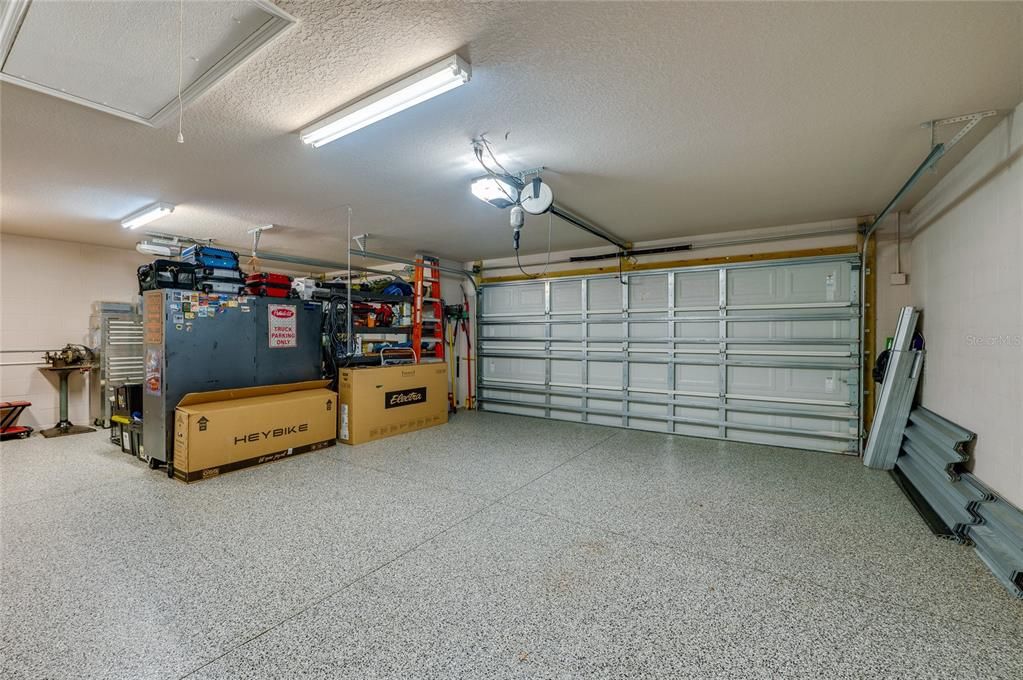 Activo con contrato: $499,900 (3 camas, 2 baños, 1845 Pies cuadrados)
