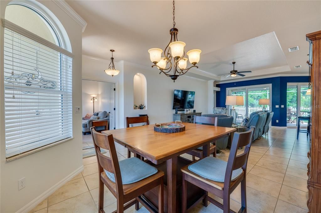Activo con contrato: $499,900 (3 camas, 2 baños, 1845 Pies cuadrados)