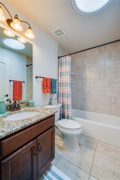 Activo con contrato: $499,900 (3 camas, 2 baños, 1845 Pies cuadrados)