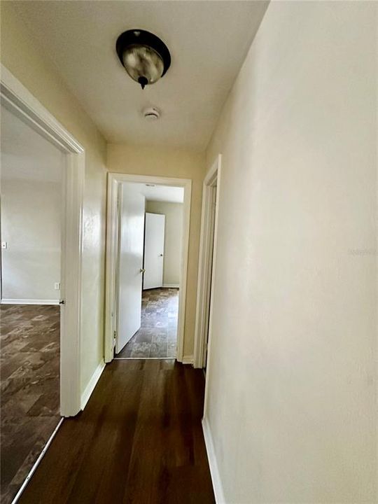 For Rent: $2,050 (3 beds, 2 baths, 1294 Square Feet)