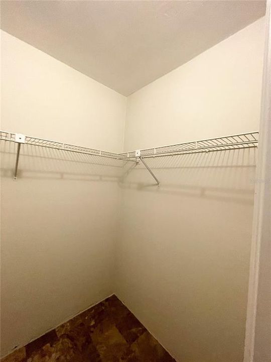 For Rent: $2,050 (3 beds, 2 baths, 1294 Square Feet)