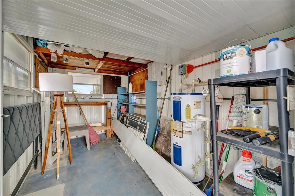 For Sale: $159,900 (2 beds, 2 baths, 1284 Square Feet)