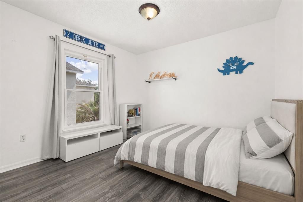 En Venta: $435,000 (4 camas, 3 baños, 2948 Pies cuadrados)