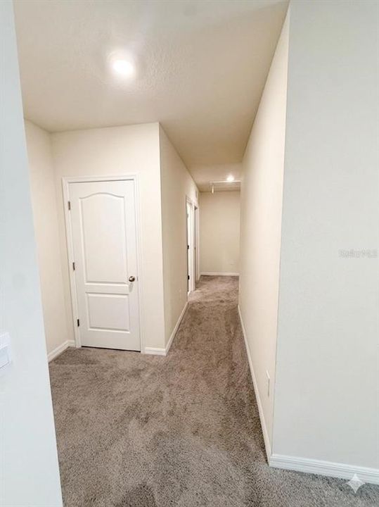 На продажу: $369,000 (5 спален, 3 ванн, 2447 Квадратных фут)