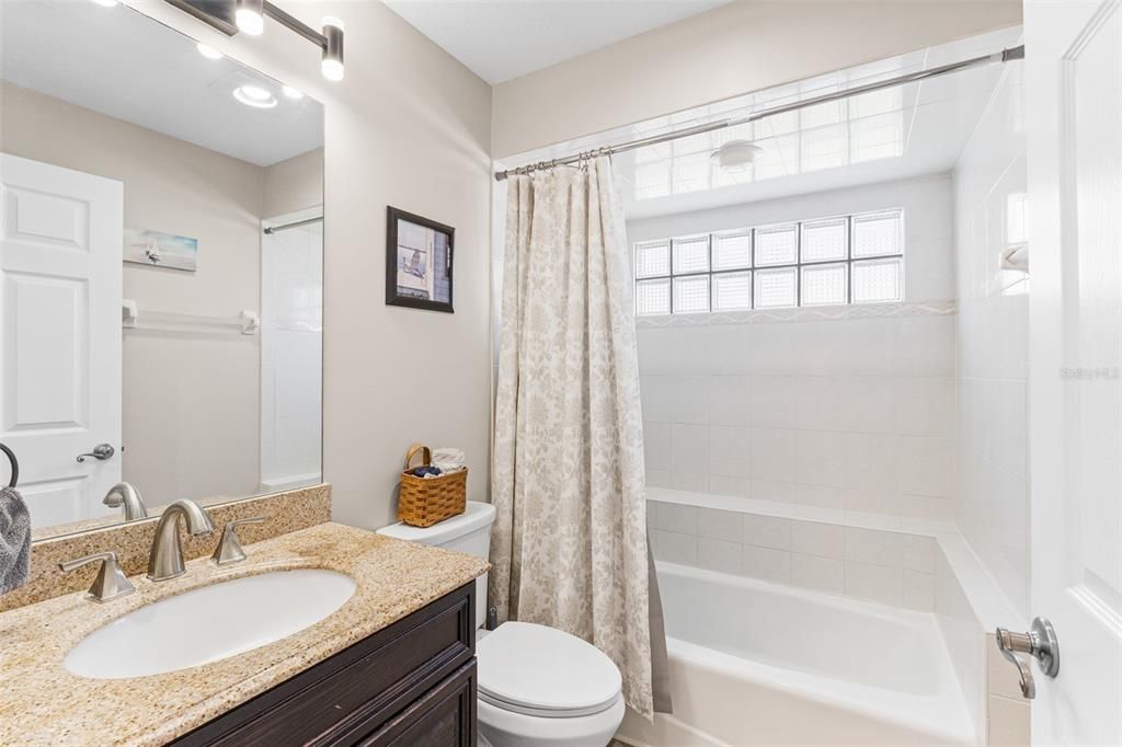 For Sale: $550,000 (4 beds, 2 baths, 2020 Square Feet)
