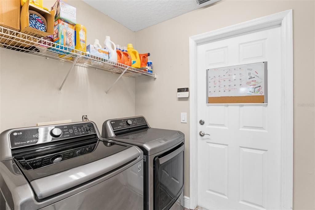 For Sale: $550,000 (4 beds, 2 baths, 2020 Square Feet)