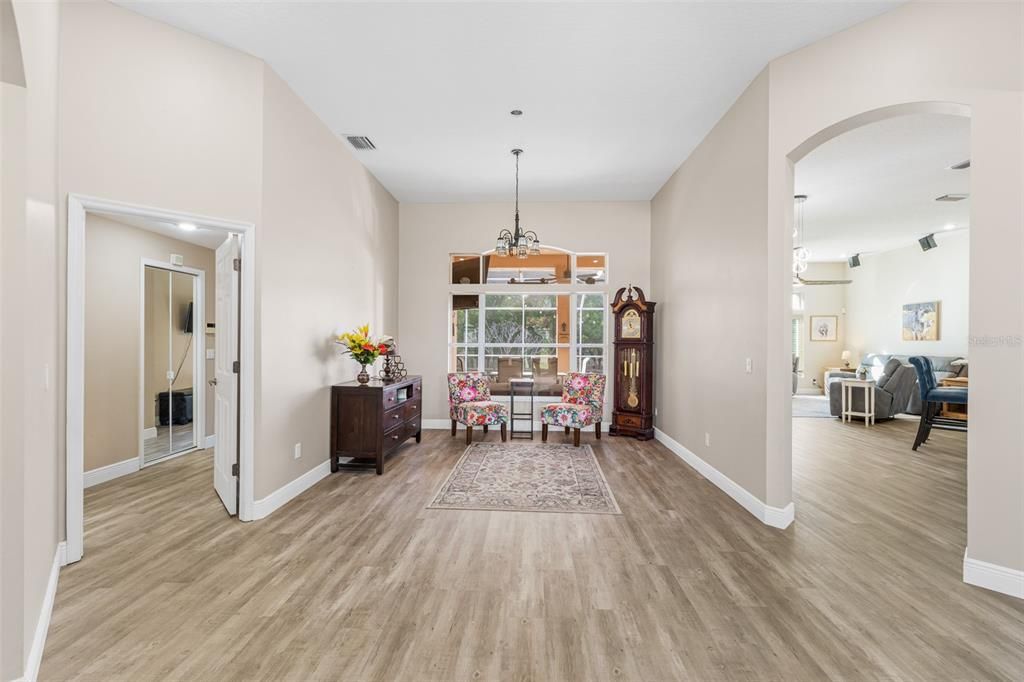 For Sale: $550,000 (4 beds, 2 baths, 2020 Square Feet)