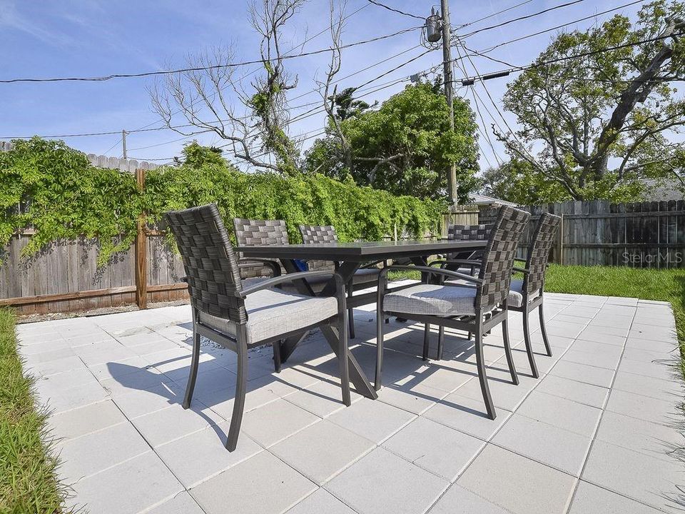 For Sale: $439,900 (4 beds, 3 baths, 1767 Square Feet)