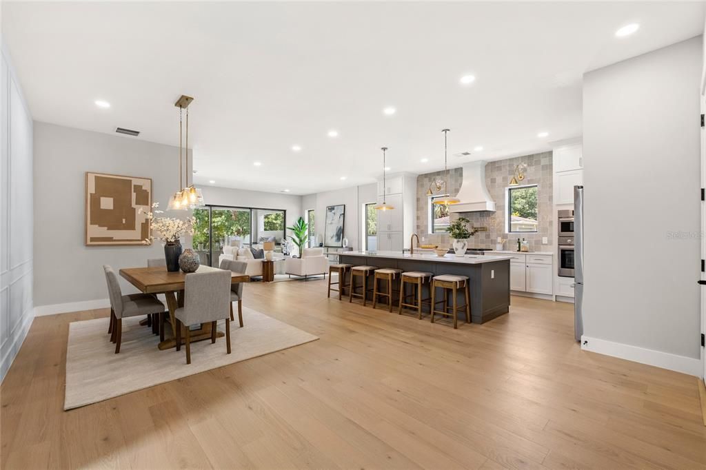 En Venta: $1,589,000 (5 camas, 4 baños, 3421 Pies cuadrados)