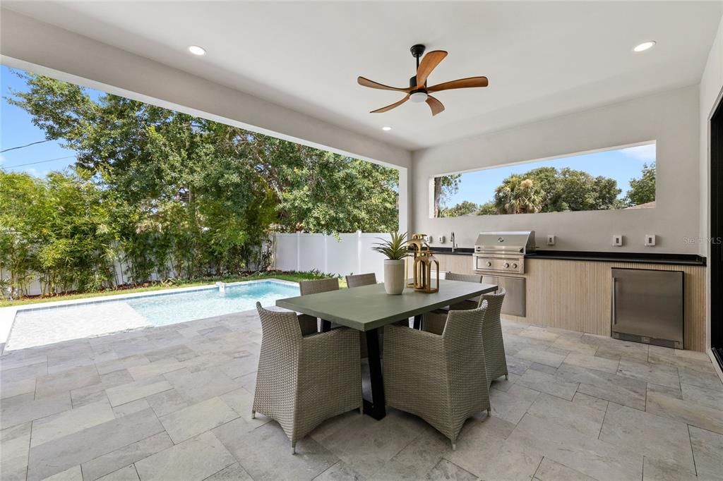 En Venta: $1,589,000 (5 camas, 4 baños, 3421 Pies cuadrados)
