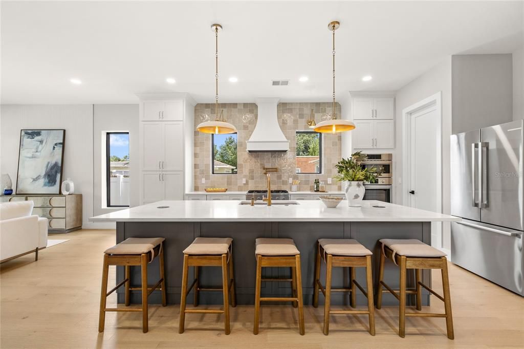 En Venta: $1,589,000 (5 camas, 4 baños, 3421 Pies cuadrados)